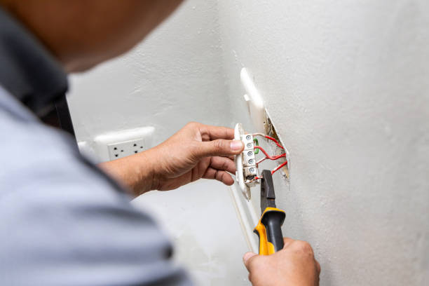 Best Ceiling Fan Installation Electrician  in Elgin, OR